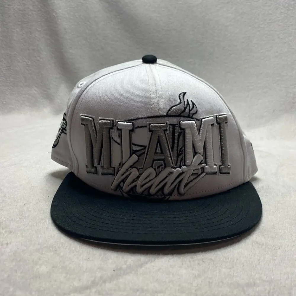 New Era Miami Heat Black and White Youth Ball Cap